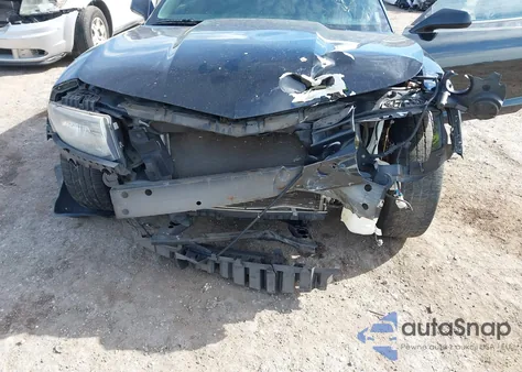 2014 Chevrolet Camaro 1Ls z USA, uszkodzony, nr VIN 2G1FE1E3XE9137893